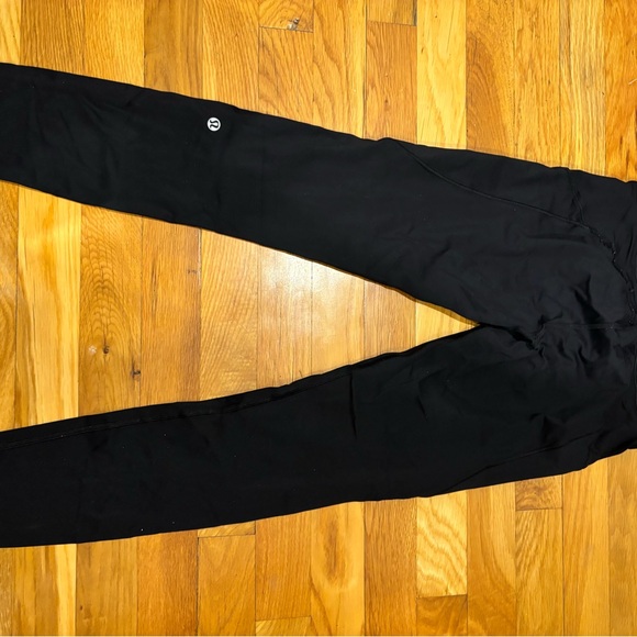 LEGGINGS - Picture 2 of 2